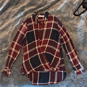 BCBGeneration high low flannel blouse, size small